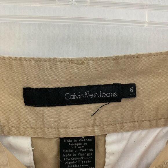 Calvin Klein Jeans cargo shorts - Picture 5 of 5